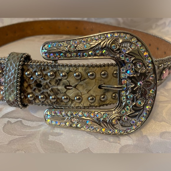 Blazin Roxx Lady’s M Western Belt, Faux Snake Skin, Pink Rhinestones - Picture 10 of 10